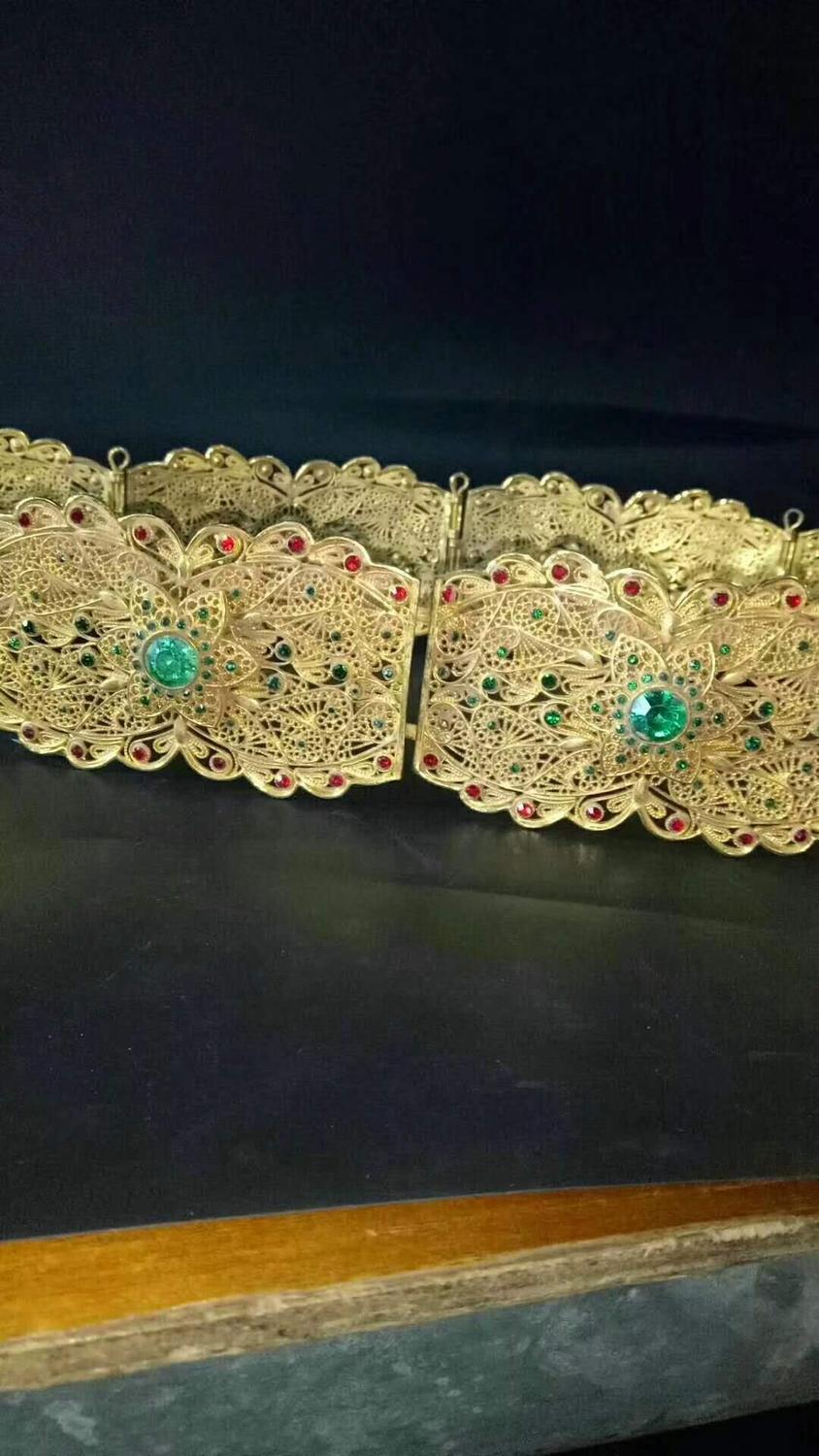 鎏金镶宝石腰带